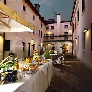 ** Hotel & Roma Italia